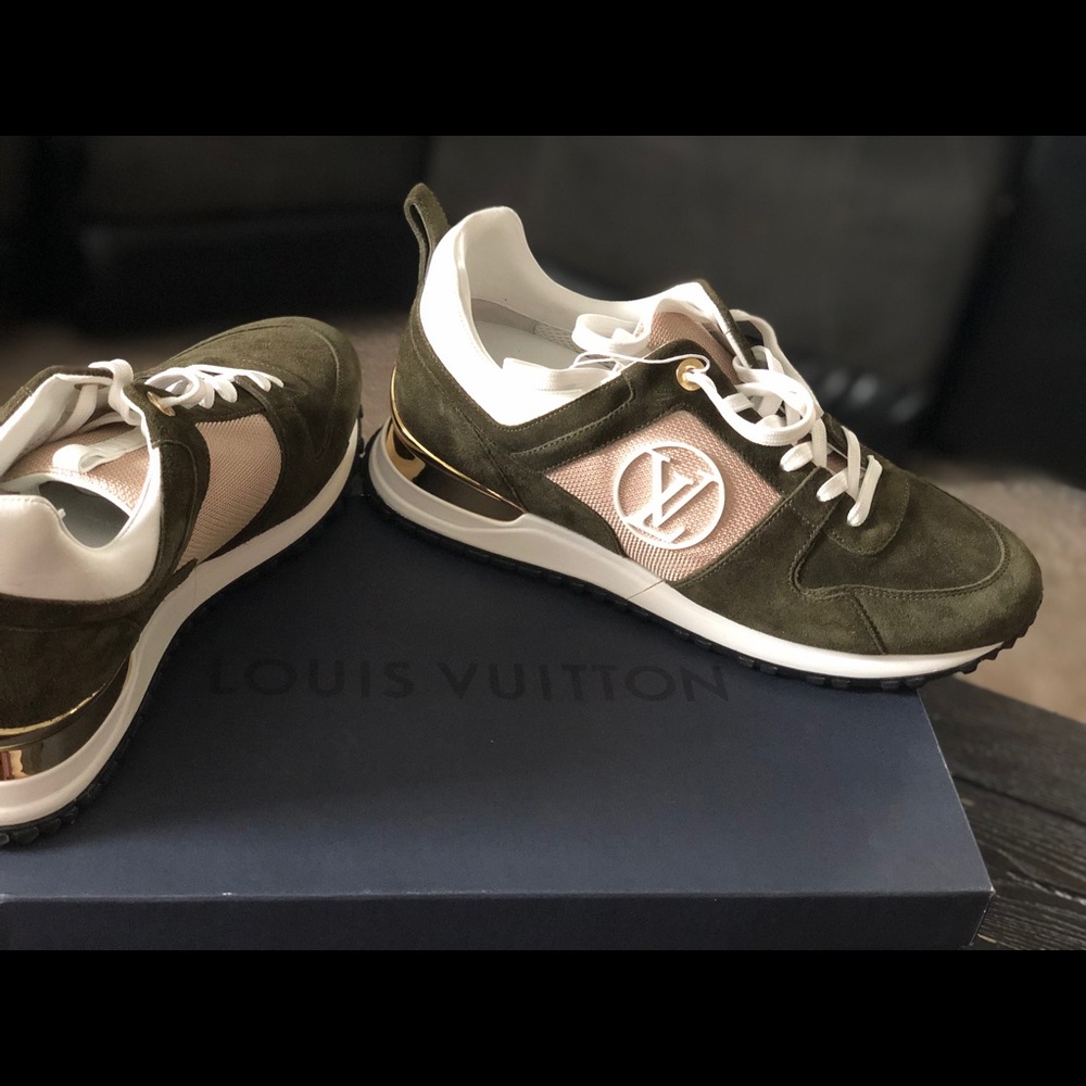Brand New Never worn Louis Vuitton Sneakers